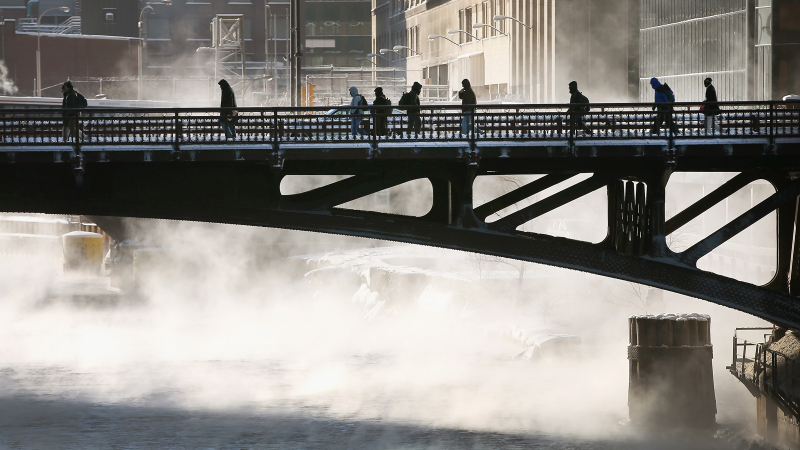 Illustration for article titled 21 Pictures of Chicago's Modern-Day Ice Age